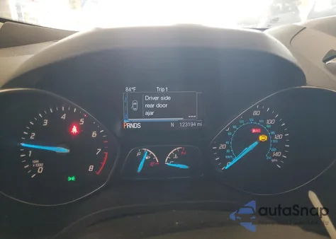 2015 Ford Escape Titanium z USA, uszkodzony, nr VIN 1FMCU0J93FUB71076